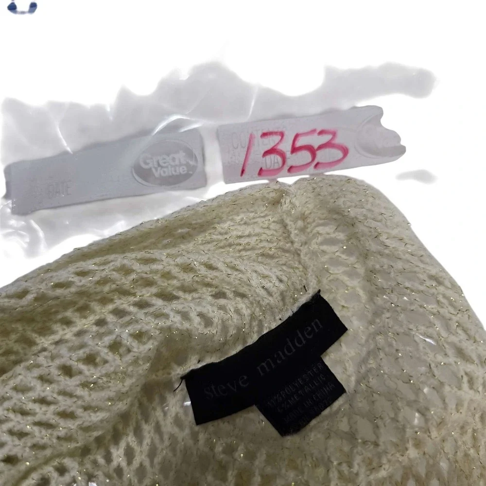 Steve Madden Infinity Scarf Metallic Knit One Size Cream Women's Warm Preppy‎